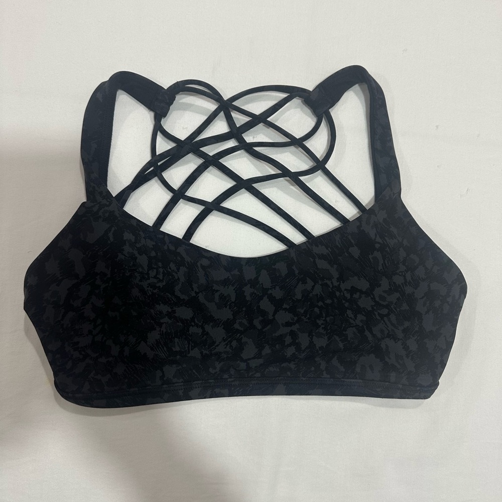 LULULEMON Black cheetah free to be bra